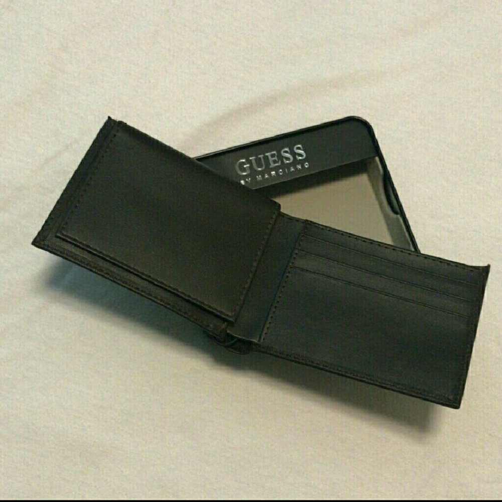 NIB authentic guess men's wallet "great gift" - Picture 2 of 4